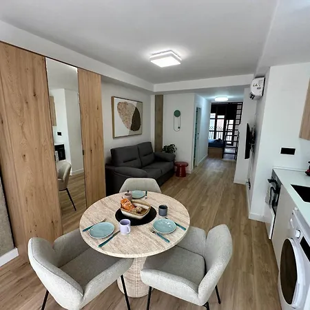 Piso Elegante En Calle Ripalda - Barrio Del Carmen * Валенсия