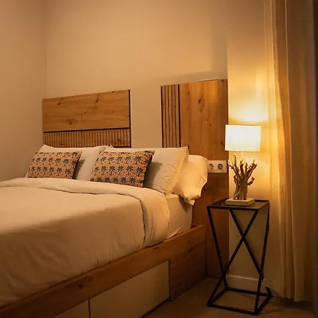 شقة 2br With Courtyard & Pool, Arenas Casa Brisa فالنسيا