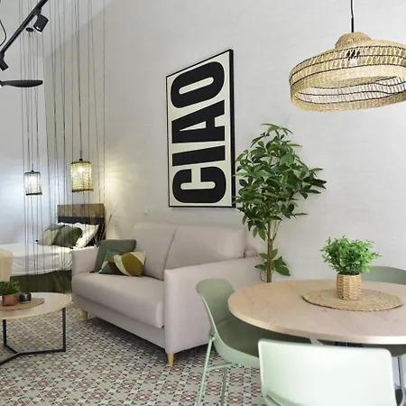 Estudio Tipo Loft En La Petxina * فالنسيا