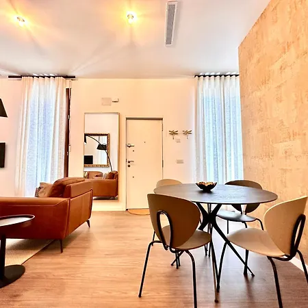 Modern In El Carmen *