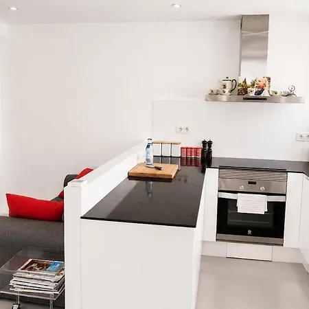 Winahost Apartmento El Cabanal شقة *