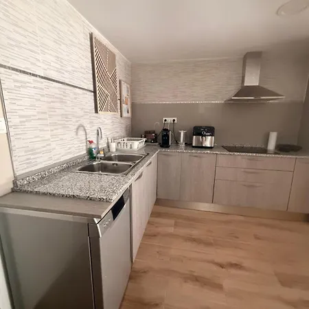 Con Piscina En Apartamento *