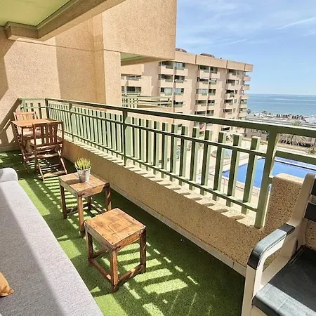 With Ocean And Pool Views - Next To The Valencia