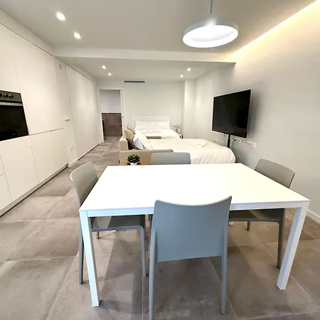 شقة Modern Near Nou Mestalla & Metro *