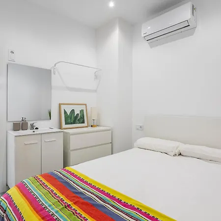 شقة Newly Renovated Next To Turia Gardens فالنسيا