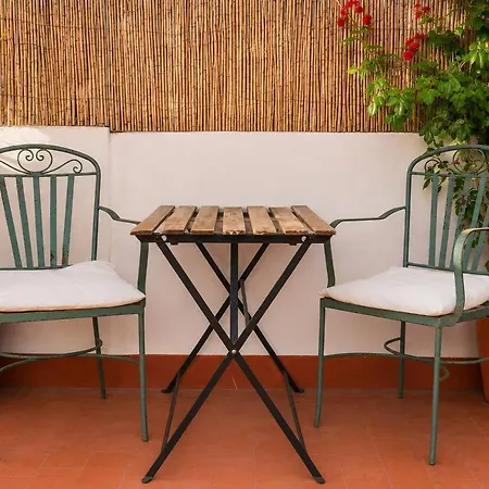 Terrace Near شقة *