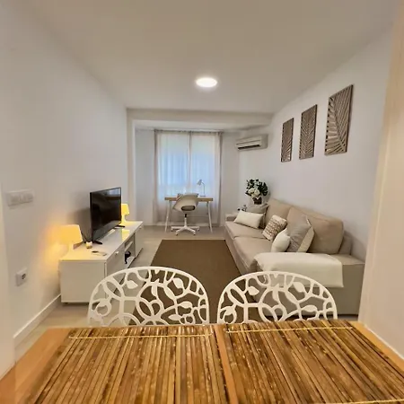 Guestready - Renovated Flat Close To The شقة فالنسيا