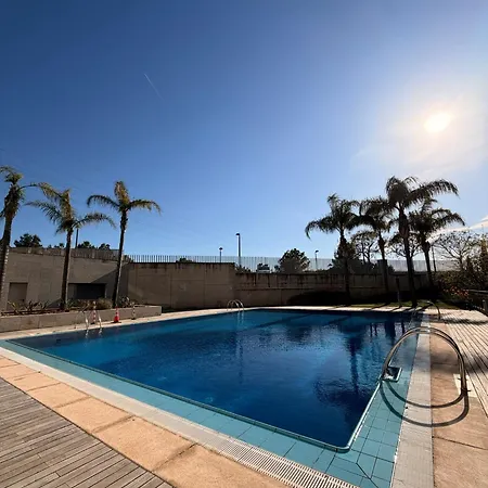 Con Piscina En Apartamento *