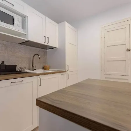 Lujosa Vivienda En *