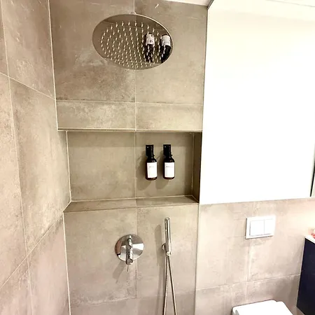 Relaxing 1br Near Nou Mestalla & Metro شقة فالنسيا