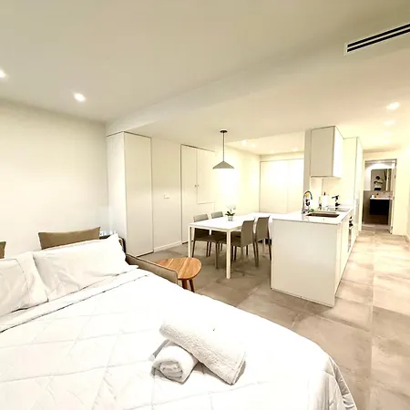 Lejlighed Convenient Near Nou Mestalla & Metro *