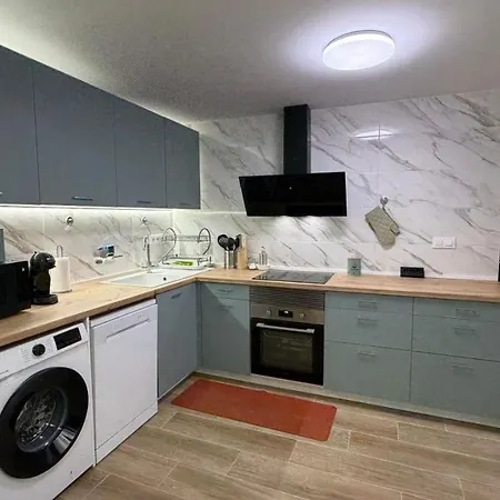شقة Family House In Benimaclet, 9 Pax, 5 Ac, 5 Tv