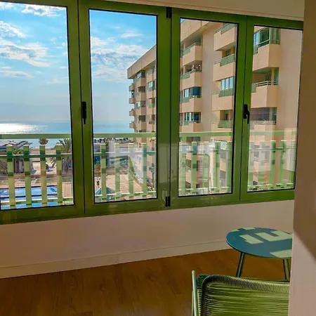 Premium Front Sea View & Pool Flat *
