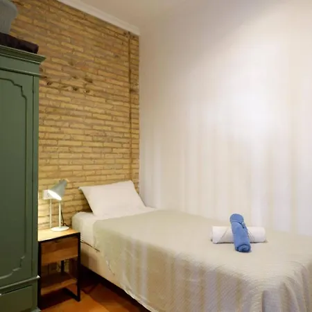 Apartamento Cosy Flat Near The *