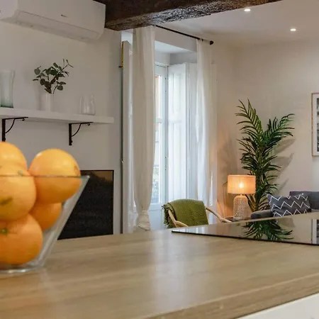 Lujosa Vivienda En *