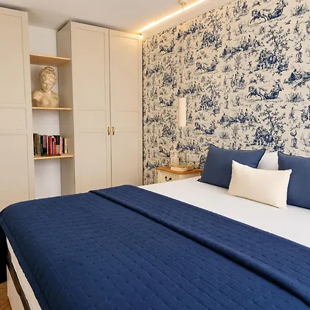 CASA FLORIT - Ático de Lujo con Terraza de 185 m2 - Para 6 Viajeros Apartamento *