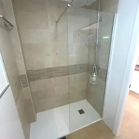 شقة Excellent Renovated House Close To The *