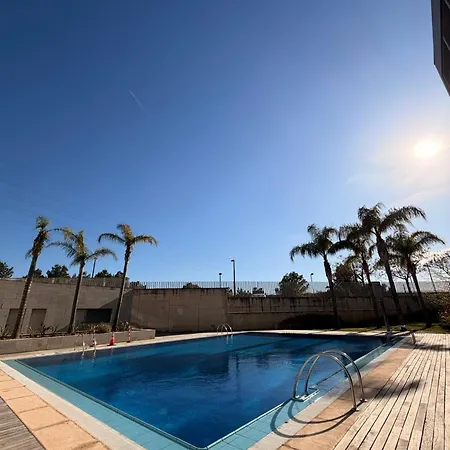 Apartamento Con Piscina En *