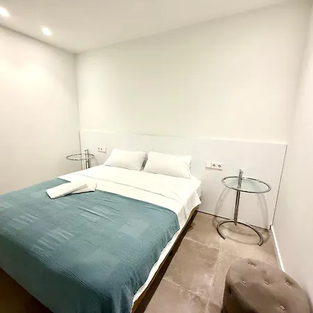 Relaxing 1br Near Nou Mestalla & Metro شقة