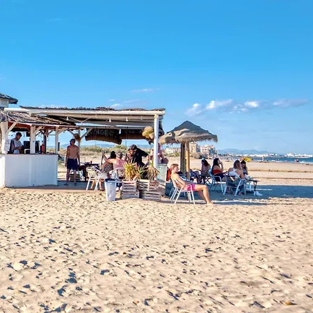 شقة Ocean View, Next To The With Pool Only Families