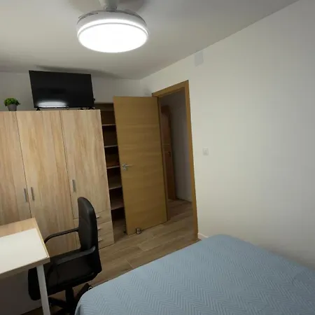 Family House In Benimaclet, 9 Pax, 5 Ac, 5 Tv فالنسيا