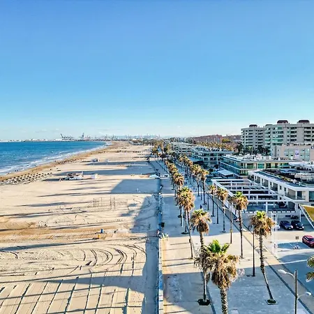 شقة 50 Meters From The Beach, With A Pool And Balcony فالنسيا