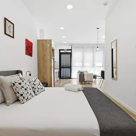 Loft Luminoso, Adaptado, Smart Tv, Ac, 2 Pax *