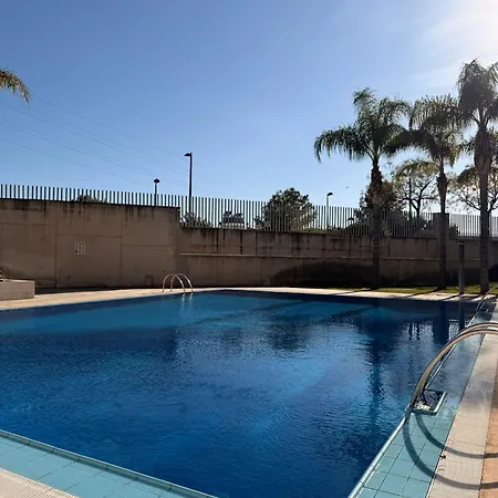 Con Piscina En * Valencia