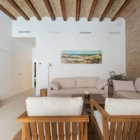 ⭐️new⭐️ Patio A House . Walk To Beach, Port & Met شقة