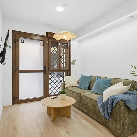 Moderno Loft, Adaptado, Smart Tv, Ac, 3pax, شقة فالنسيا
