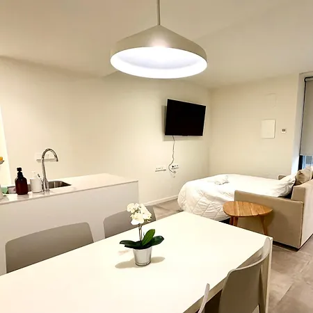 Convenient Near Nou Mestalla & Metro Appartement Valence