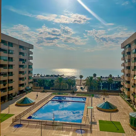 Premium Front Sea View & Pool Flat شقة
