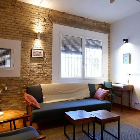 Apartamento Cosy Flat Near The *