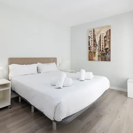 Apartup Market Corner * Valencia