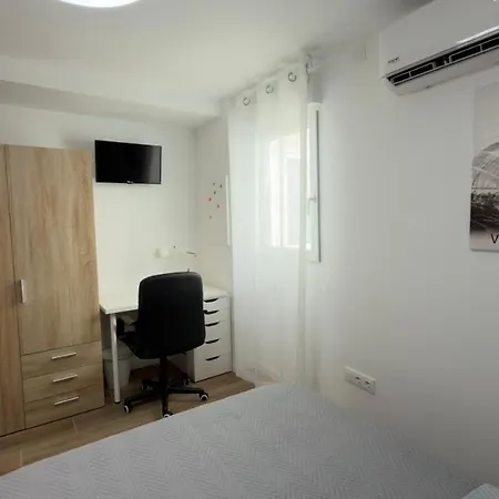 Appartement Family House In Benimaclet, 9 Pax, 5 Ac, 5 Tv