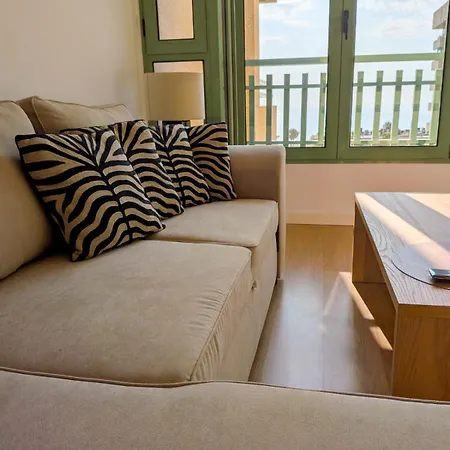 شقة Premium Front Sea View & Pool Flat