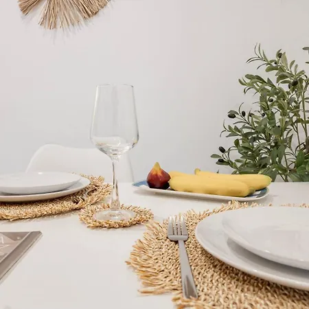 Modern Loft Near Roig Arena