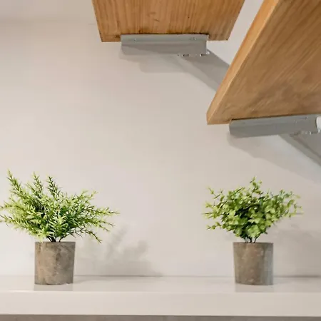 Modern Loft Near Roig Arena شقة *