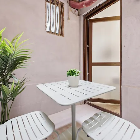 Moderno Loft, Adaptado, Smart Tv, Ac, 3pax, فالنسيا