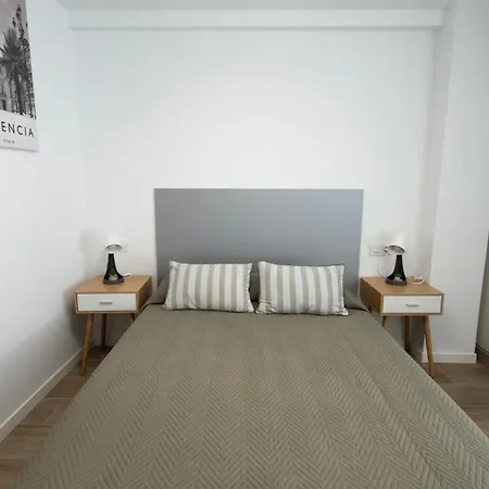 شقة Family House In Benimaclet, 9 Pax, 5 Ac, 5 Tv *