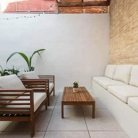 ⭐️new⭐️ Patio A House . Walk To Beach, Port & Met アパート
