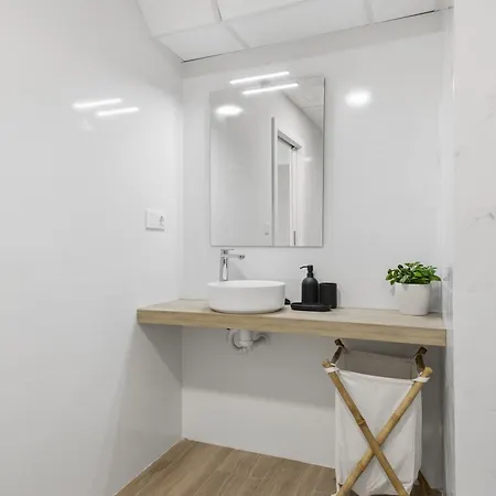 Moderno Loft, Adaptado, Smart Tv, Ac, 3pax, Appartement