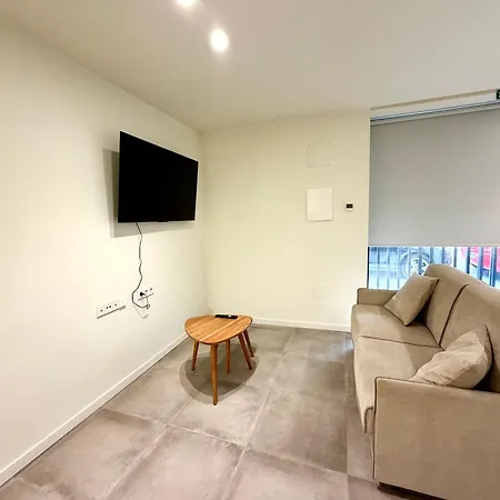 Convenient Near Nou Mestalla & Metro Lejlighed
