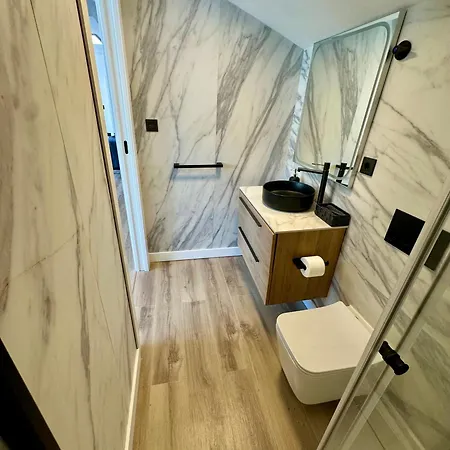 Loft Con Terraza Calle Ripalda - Barrio Del Carmen Апартаменты *