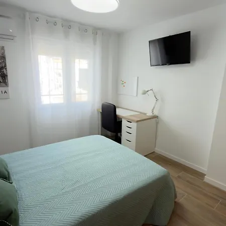 Appartement Family House In Benimaclet, 9 Pax, 5 Ac, 5 Tv
