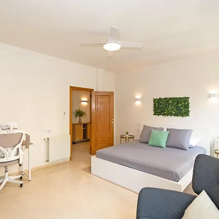 Guestready - With Terrace In * バレンシア