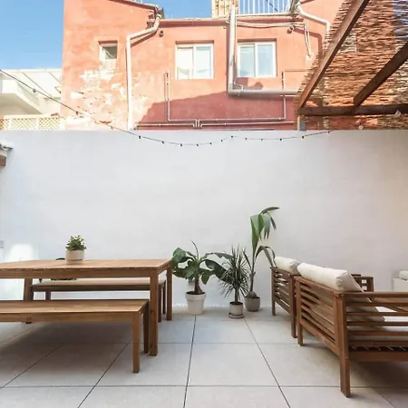 ⭐️new⭐️ Patio A House . Walk To Beach, Port & Met شقة