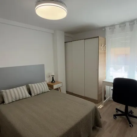 Family House In Benimaclet, 9 Pax, 5 Ac, 5 Tv * فالنسيا