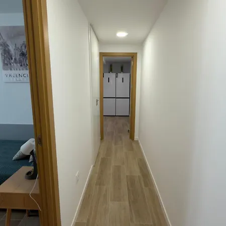 Family House In Benimaclet, 9 Pax, 5 Ac, 5 Tv * فالنسيا