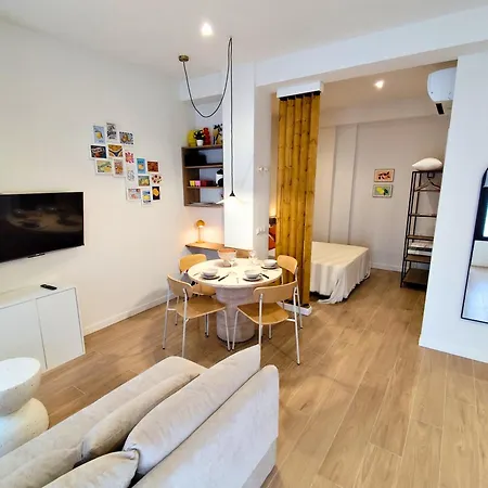 Travel Habitat Loft Parque De Cabecera شقة
